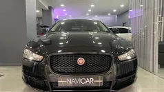 Preto Usado 2015 Jaguar XE Portfolio Sedan | € 17.850 (Preço justo)