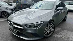 Cinzento Usado 2019 Mercedes CLA180 Progressive Sedan | € 29.900 (Preço justo)