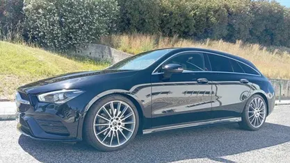 Preto Usado 2020 Mercedes CLA200 Shooting Brake AMG line Carrinha | € 32.800 (Preço justo)