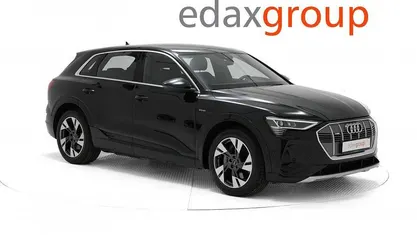 Preto Usado 2022 Audi e-tron SUV | € 37.840 (Preço justo)