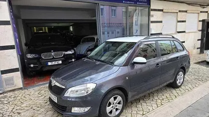 Usado Skoda Fabia GreenLine 75 HP (55 kW) 2012 Cinzento Carrinha