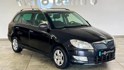 Preto Usado 2012 Skoda Fabia Family Carrinha | € 2.750 (Bom preço)