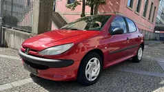 Usado 2001 Peugeot 206 Citadino | € 2.750 (Preço justo)