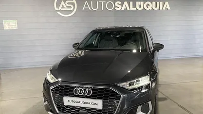 Cinzento Usado 2024 Audi A3 Advanced | € 27.900 (Preço justo)