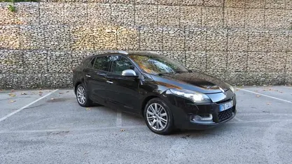 Usado 2012 Renault Mégane III Bose Edition Carrinha | € 5.590 (Preço justo)