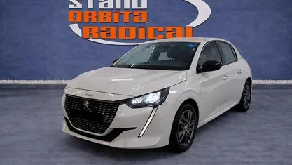 Branco Usado 2020 Peugeot 208 Citadino | € 12.790 (Preço justo)