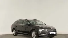 Preto Usado 2023 Skoda Superb Ambition Carrinha | € 32.990 (Preço justo)