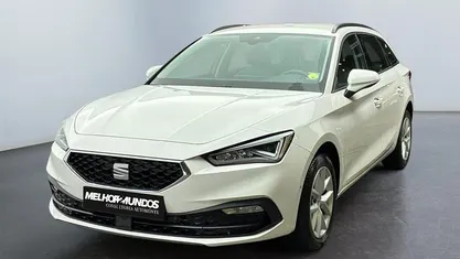 Branco Usado 2022 Seat Leon Style Carrinha | € 18.500 (Preço justo)