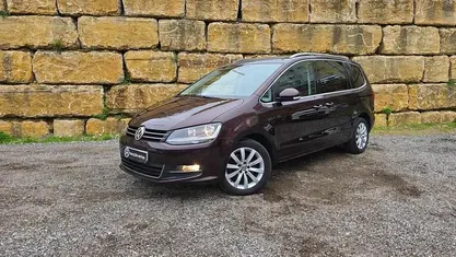 Vermelho Usado 2017 VW Sharan Highline Monovolume | € 25.950 (Preço justo)
