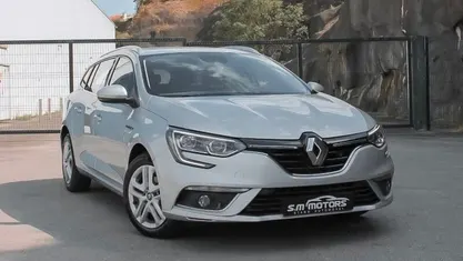Cinzento Usado 2019 Renault Mégane IV Carrinha | € 13.250 (Bom preço)