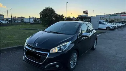 Usado 2019 Peugeot 208 Citadino | € 7.500 (Super Preço)