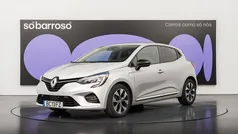 Cinza Usado 2023 Renault Clio V Evolution | € 17.490 (Preço justo)