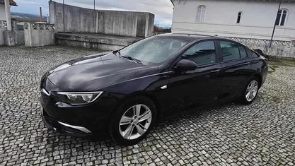 Preto Usado 2018 Opel Insignia Citadino | € 10.000 (Bom preço)