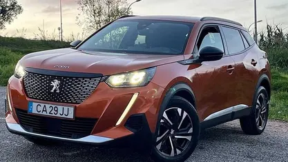 Usado 2022 Peugeot 2008 Allure SUV | € 16.497 (Bom preço)