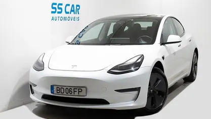 Usado 2023 Tesla Model 3 Sedan | € 29.990 (Bom preço)