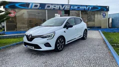 Branco Usado 2021 Renault Clio V Intens | € 12.900 (Bom preço)