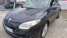 Cinza Usado 2011 Renault Mégane III Dynamique Citadino | € 7.650 (Preço justo)