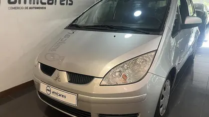 Cinzento Usado 2006 Mitsubishi Colt | € 3.900 (Preço justo)