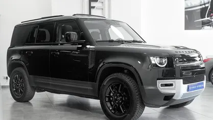 Usado 2024 Land Rover Defender SUV | € 84.800