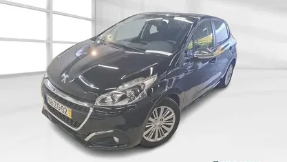 Preto Usado 2019 Peugeot 208 Signature Sky Citadino | € 13.900 (Preço justo)