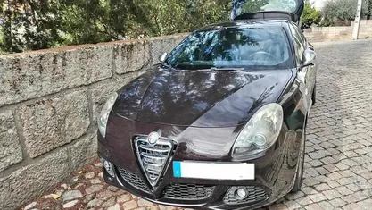 Usado Alfa Romeo Giulietta 140 HP (102 kW) 2011 Preto Citadino