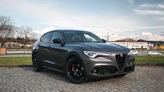 Cinza Usado 2018 Alfa Romeo Stelvio Super SUV | € 28.990 (Preço justo)