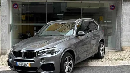 Cinzento Usado 2018 BMW X5 SUV | € 39.900 (Preço justo)