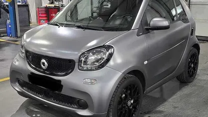 Usado Smart ForTwo Electric Drive 60 kW (82 HP) 2019 Cinzento Cabrios