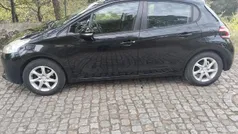 Usado 2015 Peugeot 208 Active Citadino | € 7.750 (Super Preço)