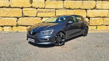 Usado Renault Mégane IV Intens 115 HP (84 kW) 2022 Citadino