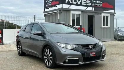 Cinzento Usado 2014 Honda Civic Carrinha | € 14.990 (Preço justo)