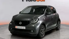 Cinzento Usado 2018 Smart ForFour Electric Drive Passion | € 9.990 (Preço justo)
