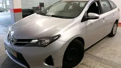 Cinzento Usado 2015 Toyota Auris Touring Sports Active Carrinha | € 6.200 (Preço justo)