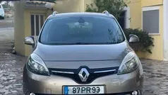 Outro Usado 2009 Renault Scénic III Monovolume | € 14.500