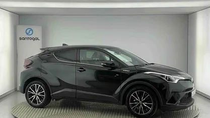 Usado Toyota C-HR Luxury 122 HP (89 kW) 2019 Preto SUV