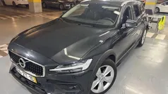 Cinza Usado 2020 Volvo V60 CC Carrinha | € 36.400 (Preço justo)