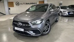 Cinza Usado 2024 Mercedes GLA200 AMG line SUV | € 45.900