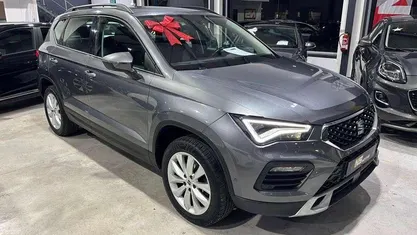Cinzento Usado 2022 Seat Ateca SUV | € 22.900 (Preço justo)