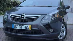 Cinza Usado 2015 Opel Zafira Executive Monovolume | € 10.900 (Super Preço)