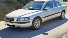 Usado 2002 Volvo S60 Sedan | € 2.900 (Bom preço)