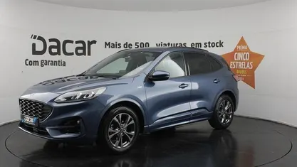 Usado Ford Kuga Titanium 120 HP (88 kW) 2022 Azul SUV