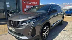 Usado 2023 Peugeot 5008 Allure Monovolume | € 26.300 (Bom preço)