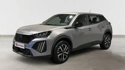 Usado Peugeot 2008 Style 102 HP (75 kW) 2025 SUV