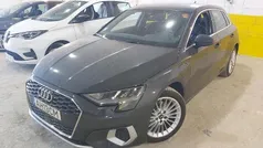 Cinzento Usado 2021 Audi A3 Sportback e-tron Sedan | € 27.800 (Preço justo)