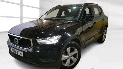 Usado Volvo XC40 Momentum 129 HP (94 kW) 2022 SUV