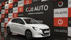 Branco Usado 2023 Peugeot 208 Citadino | € 19.900 (Preço justo)