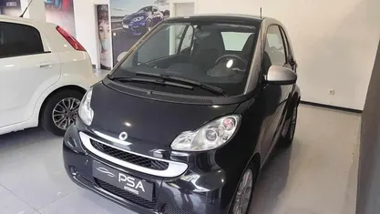 Preto Usado 2012 Smart ForTwo Coupé Coupé | € 7.250 (Preço justo)