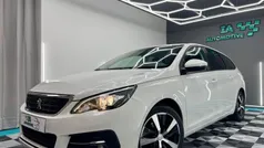 Branco Usado 2020 Peugeot 308 Active | € 12.999 (Preço justo)