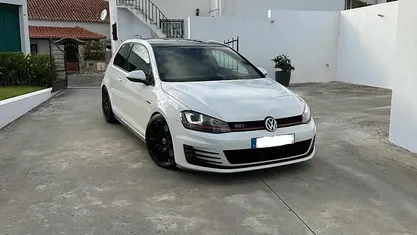 Branco Usado 2016 VW Golf VII Sedan | € 24.500 (Bom preço)