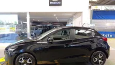 Preto Usado 2024 Mazda 2 Center-Line | € 22.900 (Preço justo)